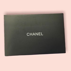 Chanel box